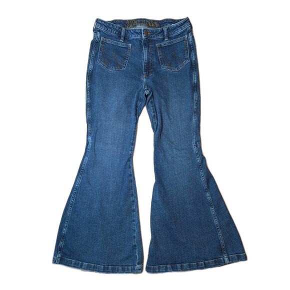 Wrangler Denim - Wrangler High Rise Flare Bareback Jeans Patch Pocket Western Denim W31 L32